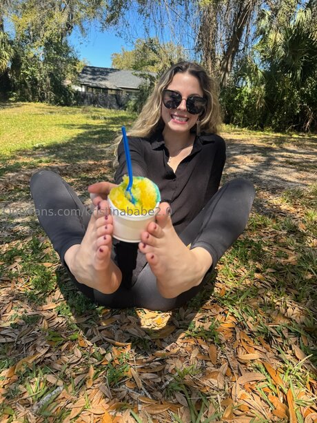 Naakte gelekte OnlyFans-foto van Kristinababe2 0