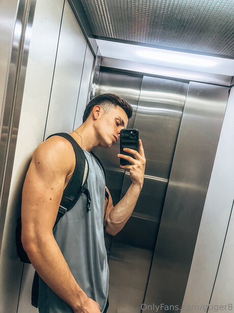 Nahá fotka uniklých OnlyFans od Gtiger8