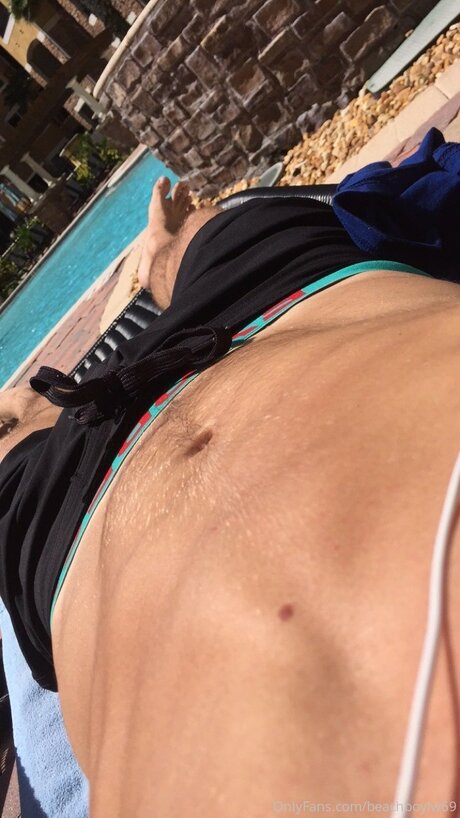 Naken läckt OnlyFans-bild av Beachboylw69