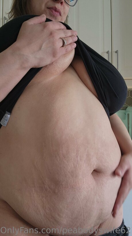 Naken läckt OnlyFans-bild av Peabodyswife627