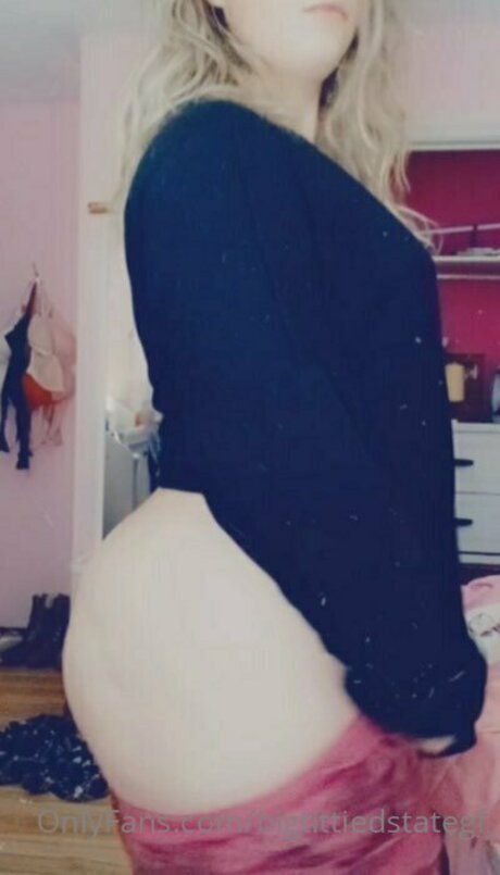 Bigtittiedstategf OnlyFans 유출 누드 사진