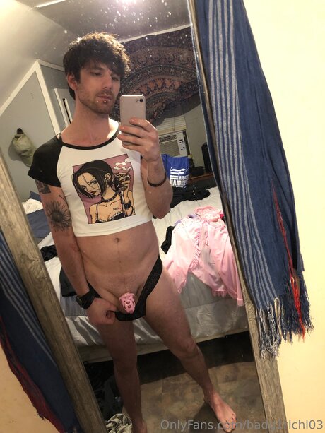 Nacktes geleaktes OnlyFans-Foto von Badg1rlchl03