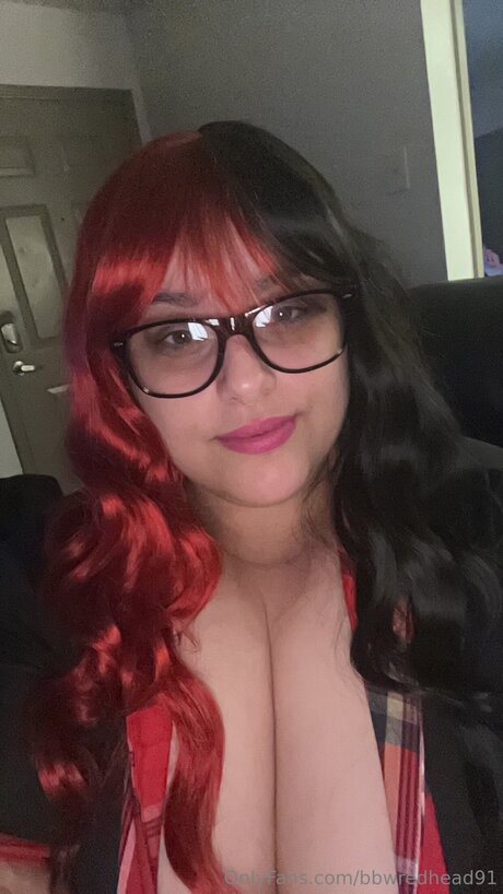 Foto di nudo di fuga di OnlyFans di Bbwredhead91