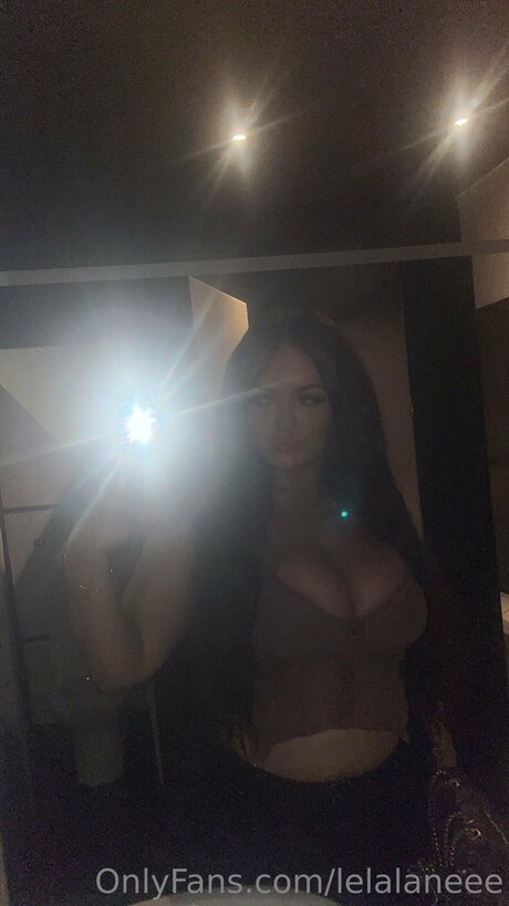 Обнаженная фотография утечки OnlyFans от Lelamayx