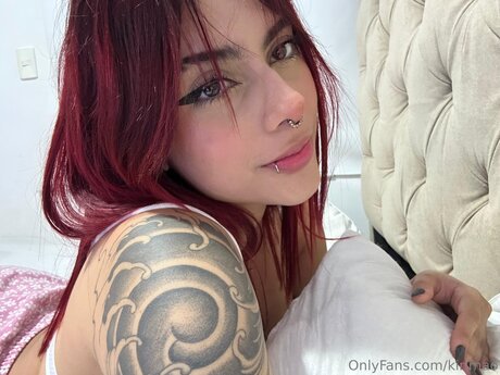 Alaston vuotanut OnlyFans-kuva Ivyfree