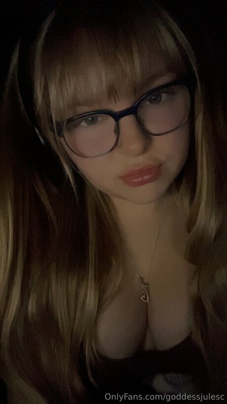 Foto desnuda filtrada de OnlyFans de Goddessjulesc