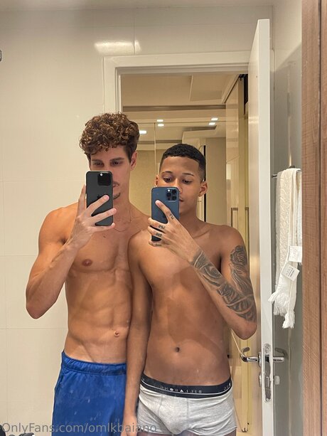 Nøgent lækket OnlyFans-billede af Omlkbaiano