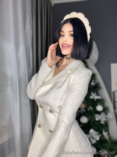 Naken läckt OnlyFans-bild av Bellasohot