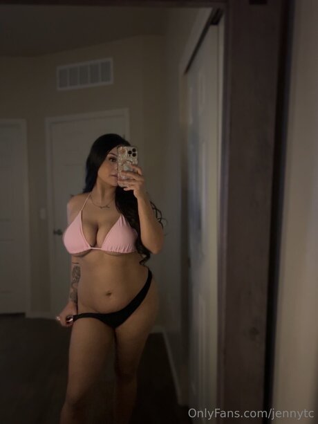 Обнаженная фотография утечки OnlyFans от Jennytc