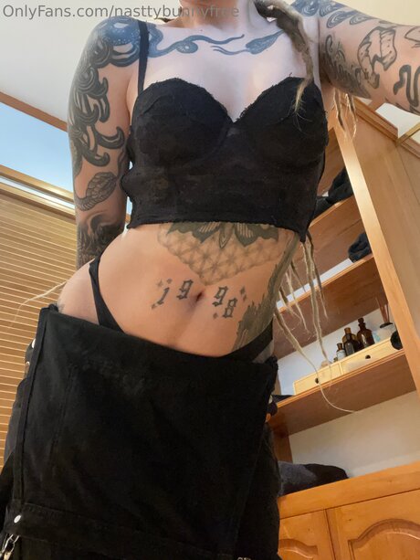 Nasttybunnyfree