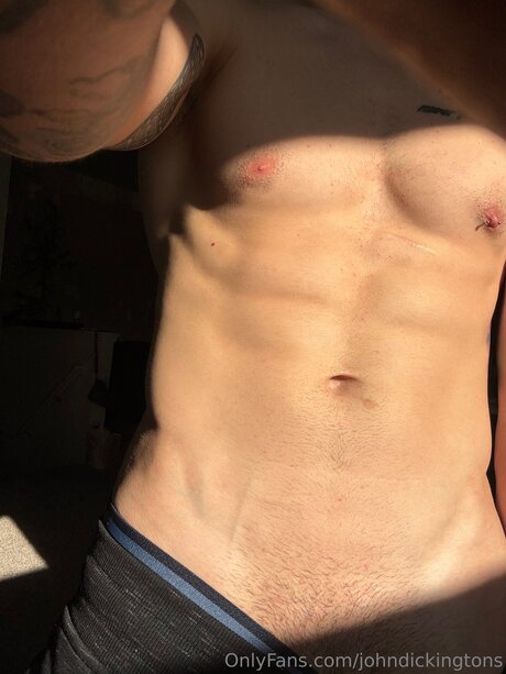 Foto desnuda filtrada de OnlyFans de Johndickingtons