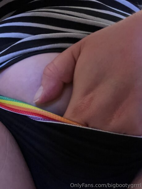 Bigbootygrrrl