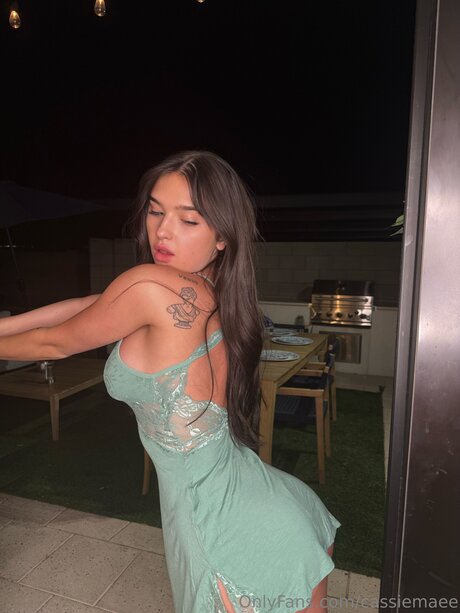 Alasti lekkinud OnlyFans-i pilt Cassiemaee