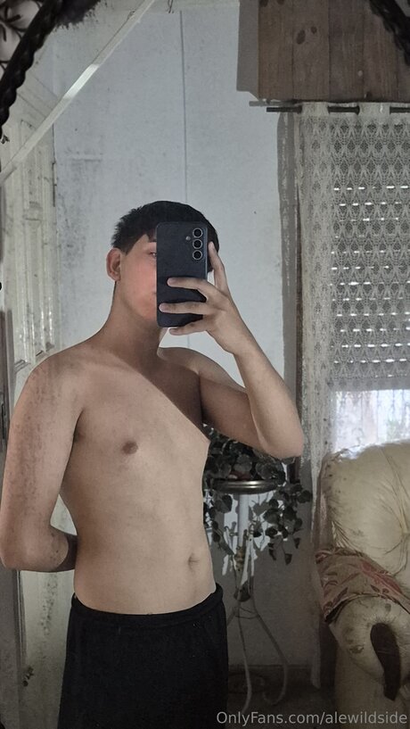 Naken läckt OnlyFans-bild av Alewildside