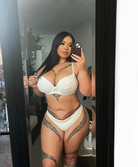 Nagie wyciekłe zdjęcie OnlyFans od Krisy Erin