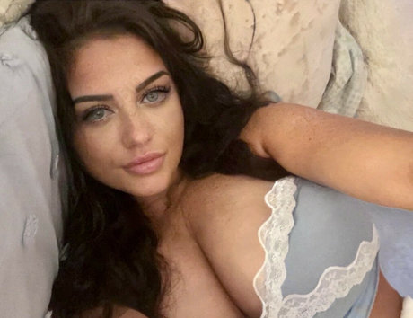 Nahá fotka uniklých OnlyFans od Urgrlkc