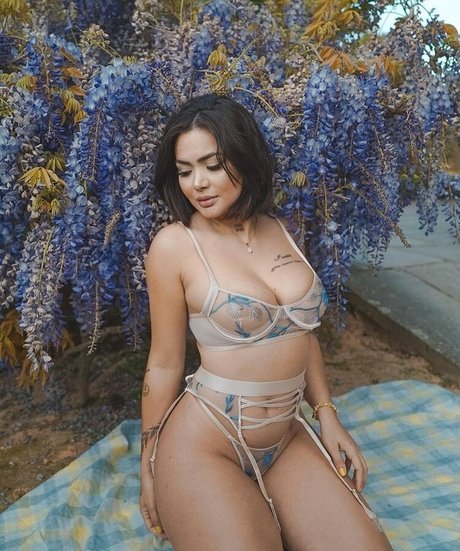 Nacktes geleaktes OnlyFans-Foto von Michellen Cristina
