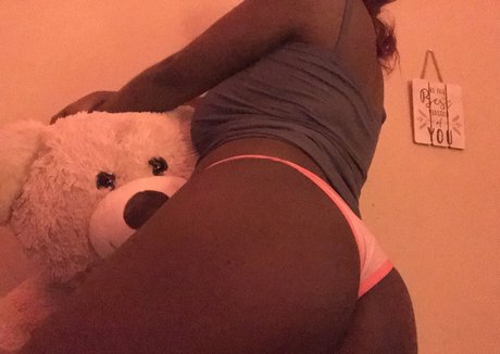 Naken lekkede OnlyFans-bilde av Kxttxe