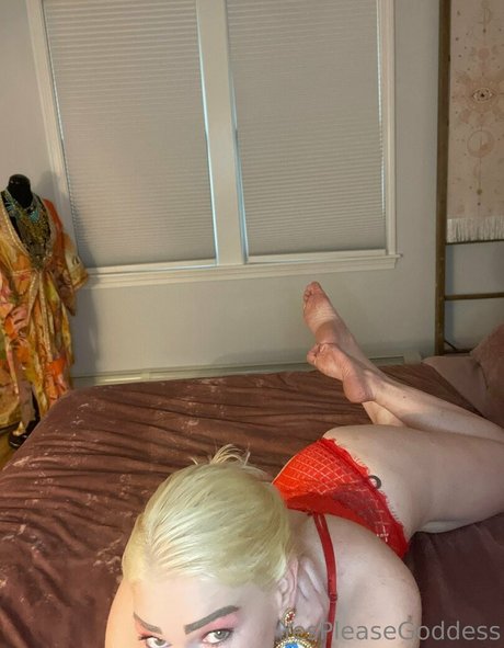 Yespleasegoddessof