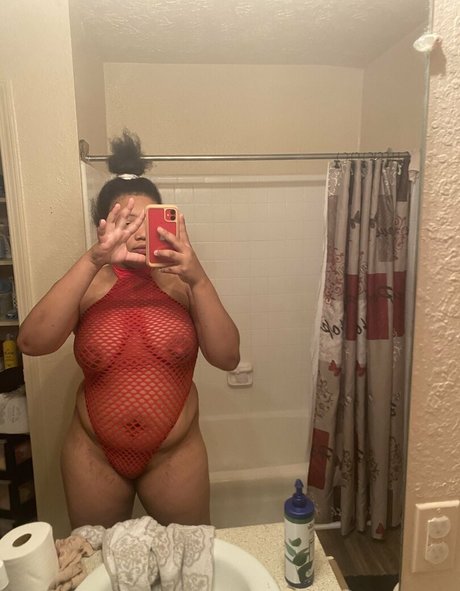 Foto desnuda filtrada de OnlyFans de Bonniexclyde18