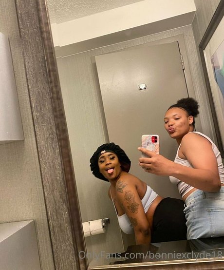 Bonniexclyde18