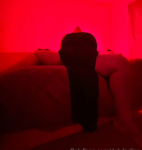 Nahá fotka uniklých OnlyFans od Debdarling