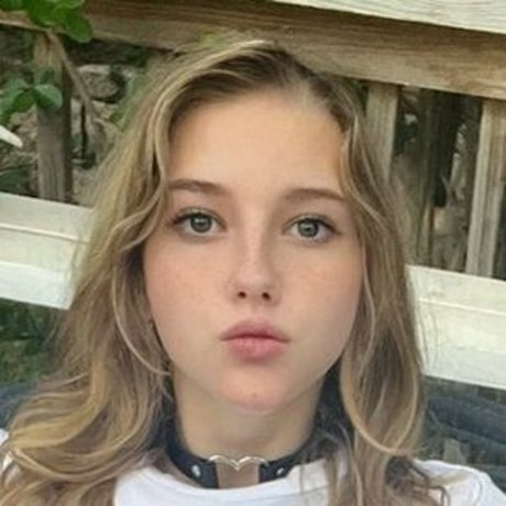 Zoe