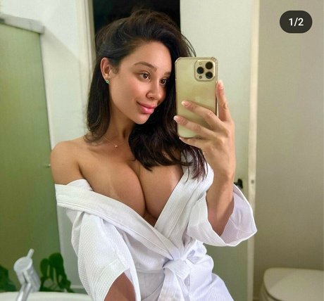 Photo nue de fuite OnlyFans de Grazielle Roche