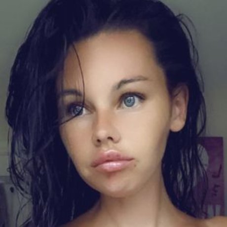 Naken lekkede OnlyFans-bilde av Alexiarose69