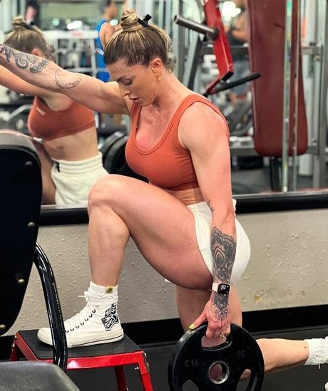 Angela Borges