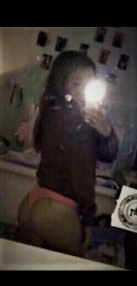 Foto nua vazada do OnlyFans de Jenna Sinatra