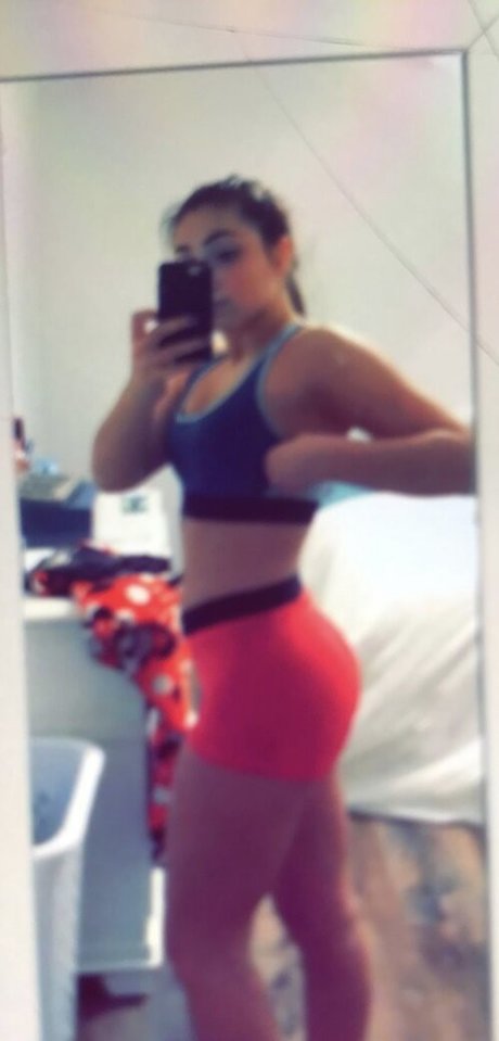 Nahá fotka uniklých OnlyFans od Jenna Sinatra