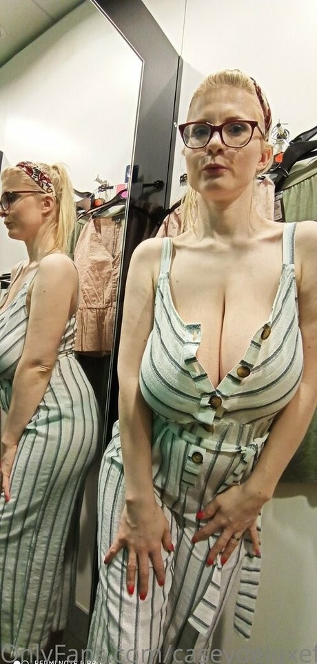 Обнаженная фотография утечки OnlyFans от Caseydeluxefree