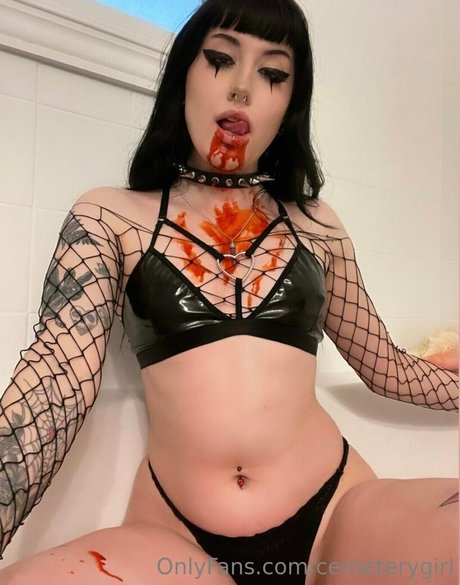 Foto nua vazada do OnlyFans de Deadgjrl