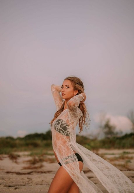 Allie Wes
