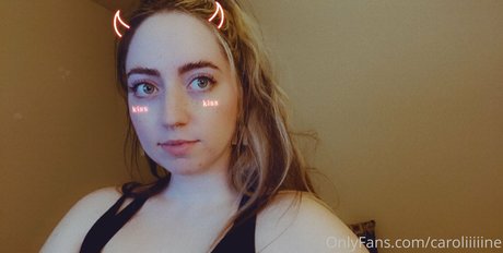 Caroliiiiine OnlyFans泄露裸照