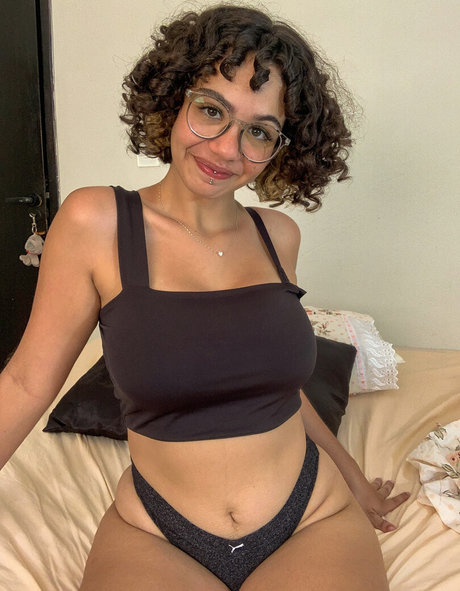 Nahá fotka uniklých OnlyFans od Misato