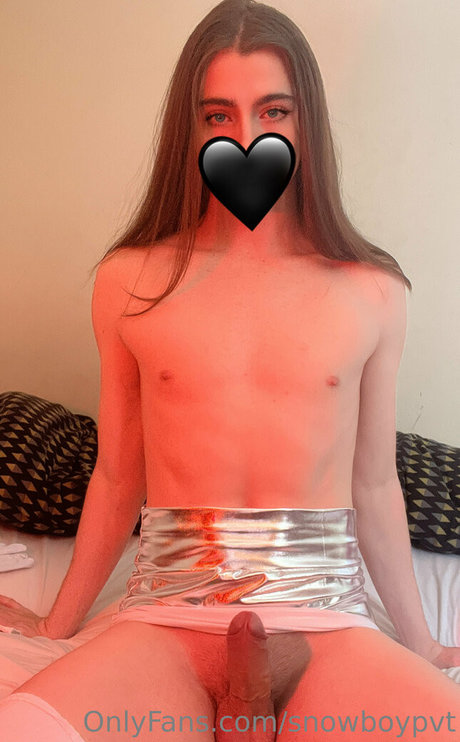 Nahá fotka uniklých OnlyFans od Snowboypvt