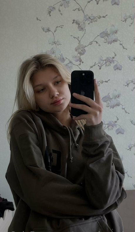 Nøgent lækket OnlyFans-billede af Pervokursnica