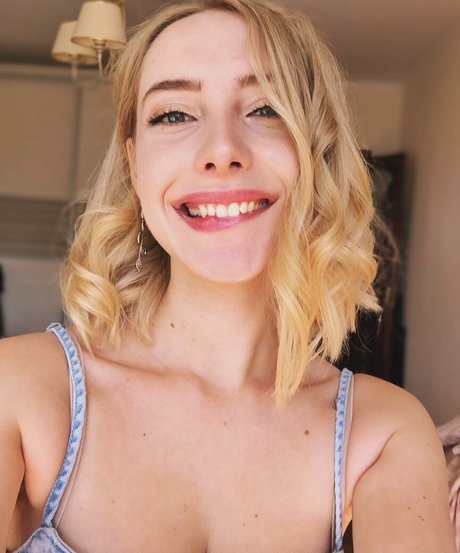 Alaston vuotanut OnlyFans-kuva Alissa Strekozova