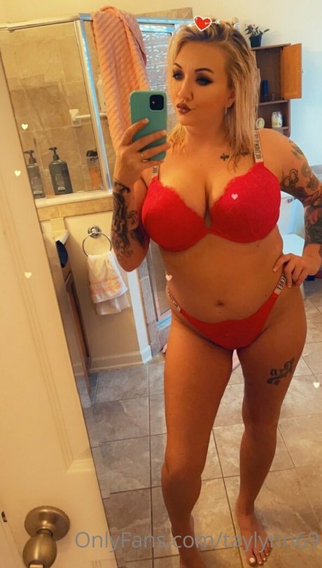 Foto di nudo di fuga di OnlyFans di Iamurdaddysfavorite