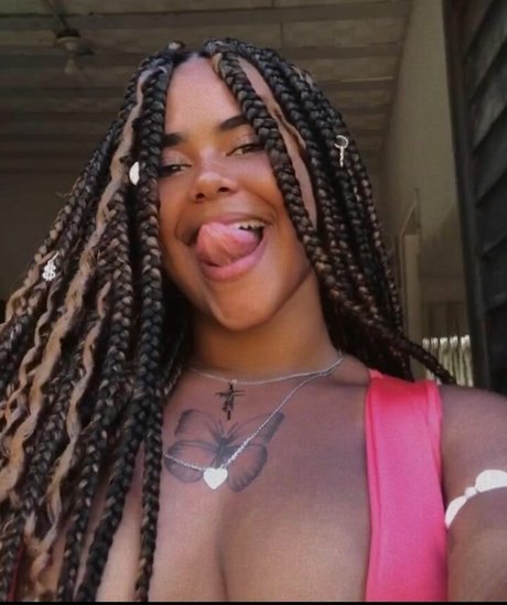 Photo nue de fuite OnlyFans de Gaby Mendes