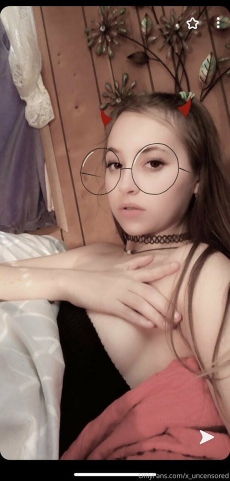 Alaston vuotanut OnlyFans-kuva Xuncensored