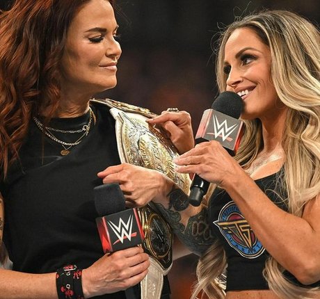 Nahá fotka uniklých OnlyFans od Amy Dumas