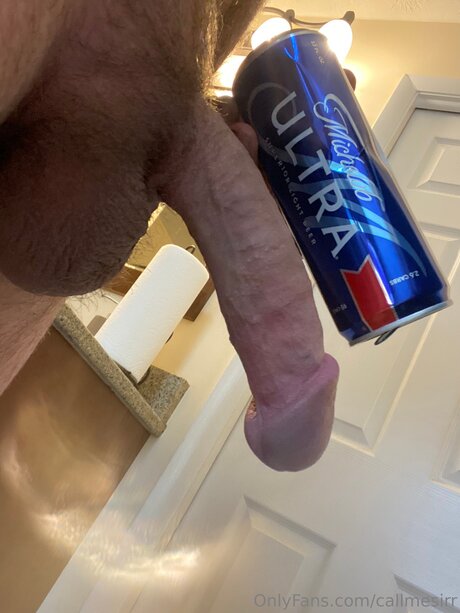 Nahá fotka uniklých OnlyFans od Callmesirr