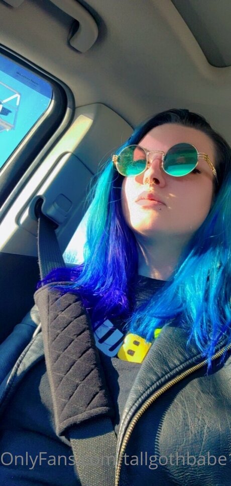 Nacktes geleaktes OnlyFans-Foto von Tallgothbabe14