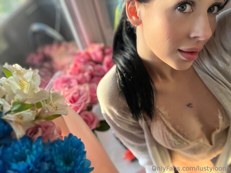 Photo nue de fuite OnlyFans de Lustyloona