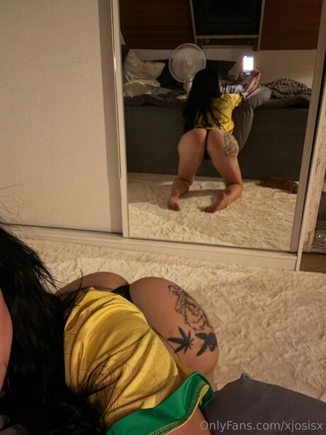 Alaston vuotanut OnlyFans-kuva Xjosisx