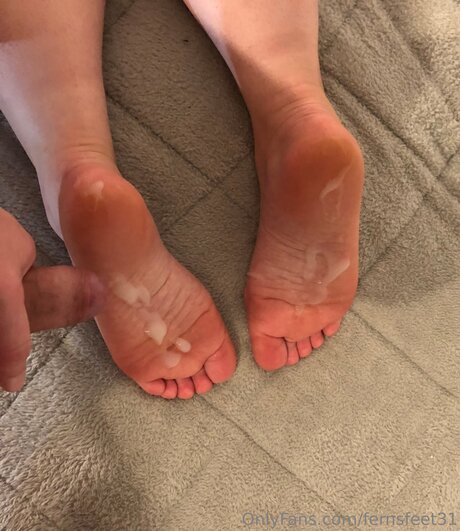 Обнаженная фотография утечки OnlyFans от Fernsfeet31