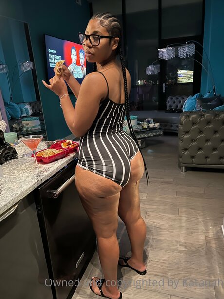 Photo nue de fuite OnlyFans de Katanahteasexxx